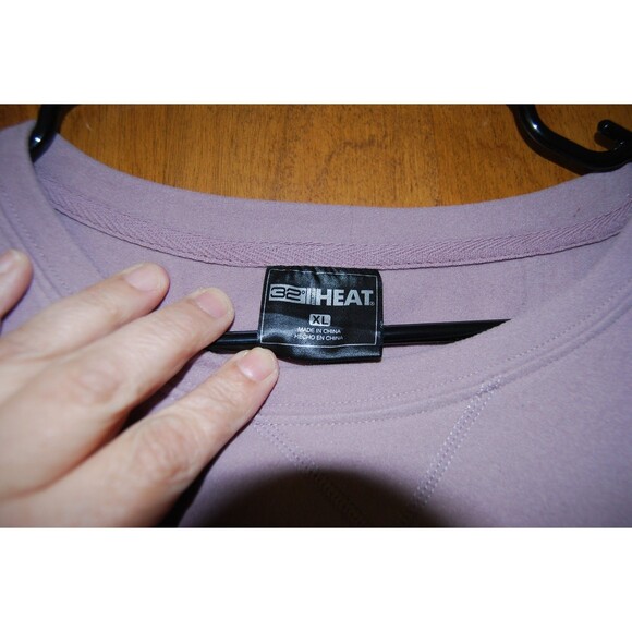 32 Degrees Heat Ladies Purple Pullover Sweatshirt Size XLarge - Picture 2 of 3